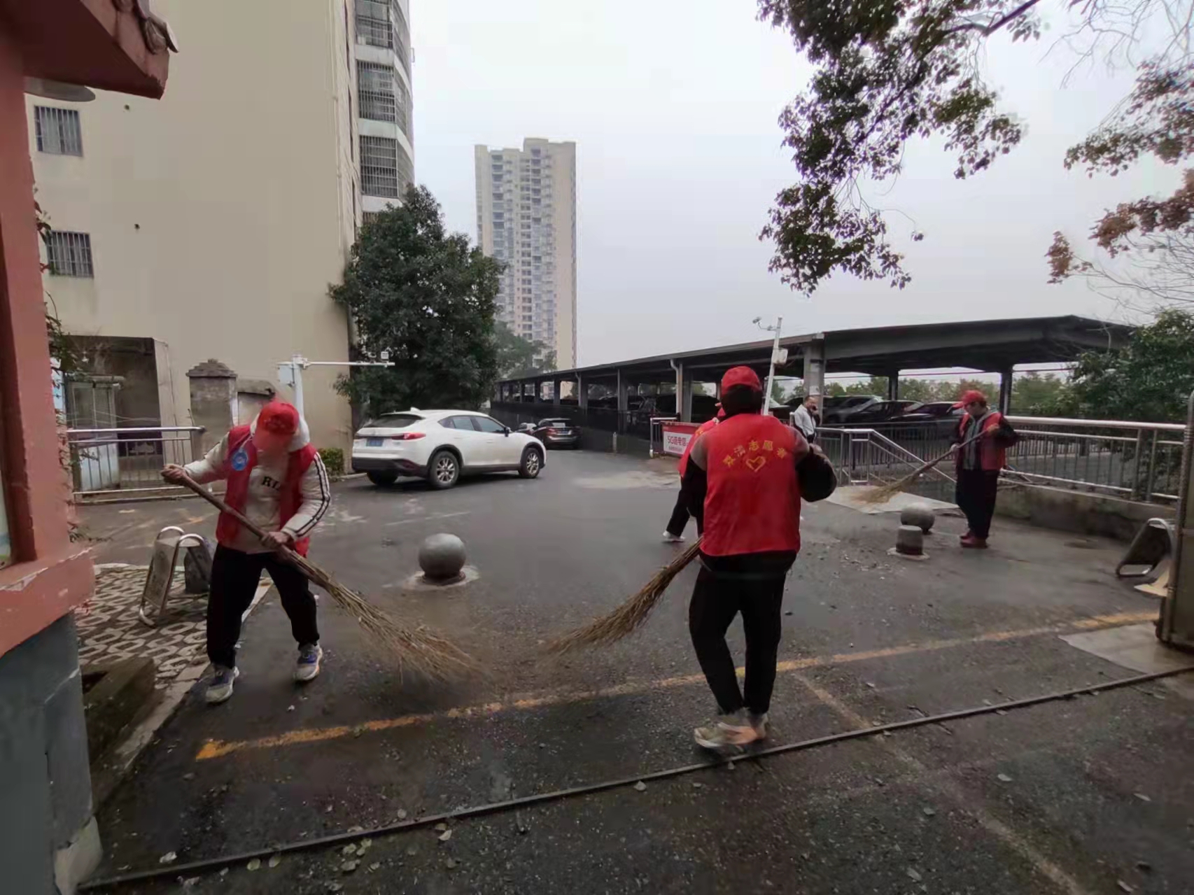 邵陽市華龍中學,邵陽中學教育,高中教育,師資雄厚,名優(yōu)教師